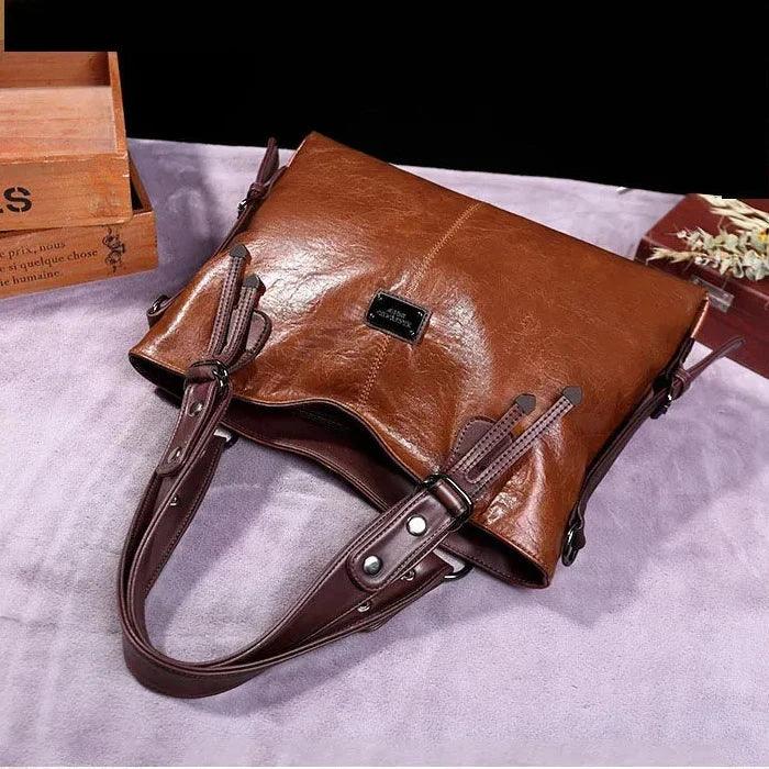 Bolsa Feminina de Couro Legítimo Safira SF372