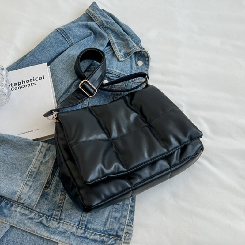 Bolsa Feminina de Material Sintético Safira SF812