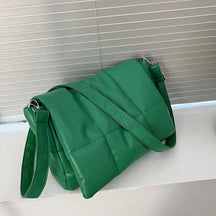 Bolsa Feminina de Material Sintético Safira SF812