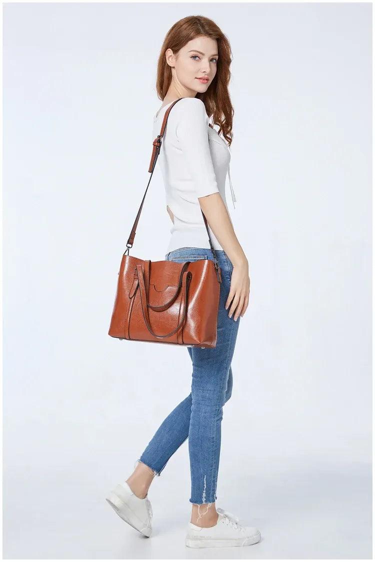 Bolsa Feminina de Couro Legítimo Safira SF537