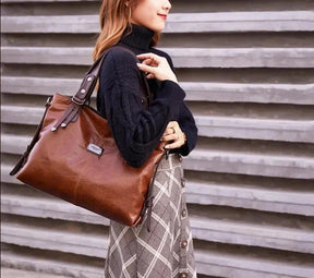 Bolsa Feminina de Couro Legítimo Safira SF372