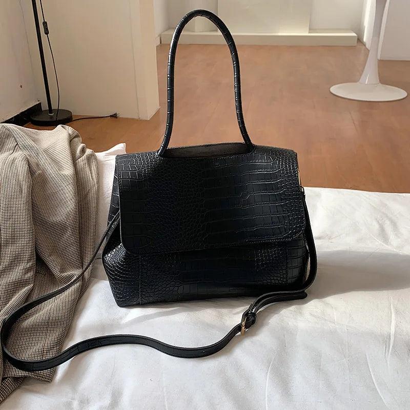 Bolsa Feminina de Couro Legítimo Safira SF777