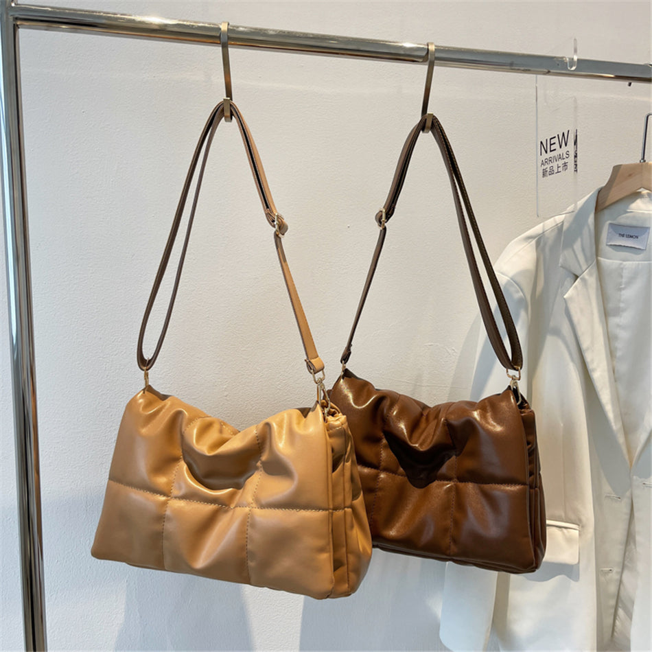 Bolsa Feminina de Material Sintético Safira SF812