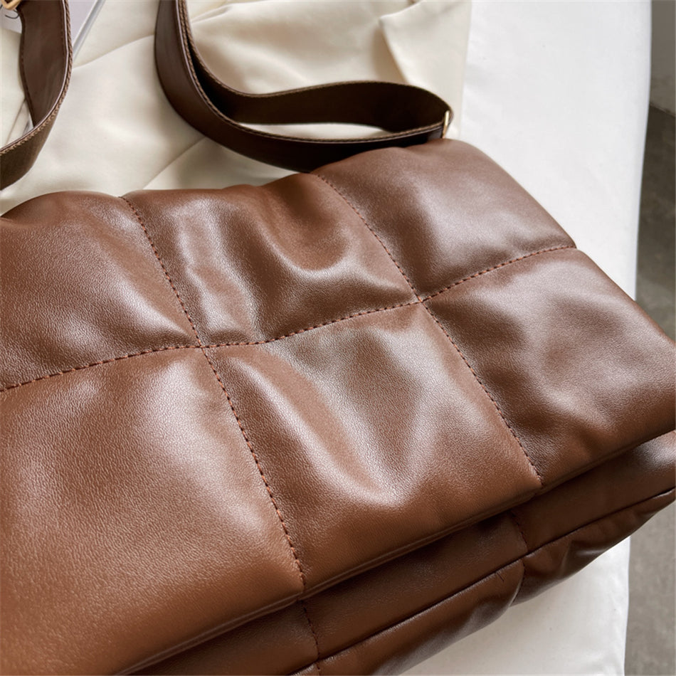 Bolsa Feminina de Material Sintético Safira SF812
