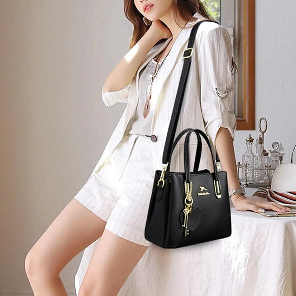 Bolsa Feminina de Couro Ecológico Safira SF368