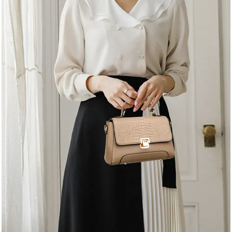 Bolsa Feminina de Couro Legítimo Safira SF431
