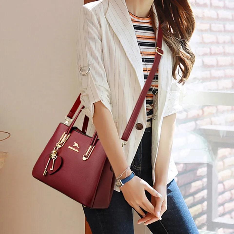 Bolsa Feminina de Couro Ecológico Safira SF368
