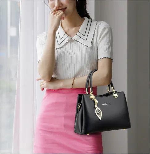 Bolsa Feminina de Couro Legítimo Safira SF214