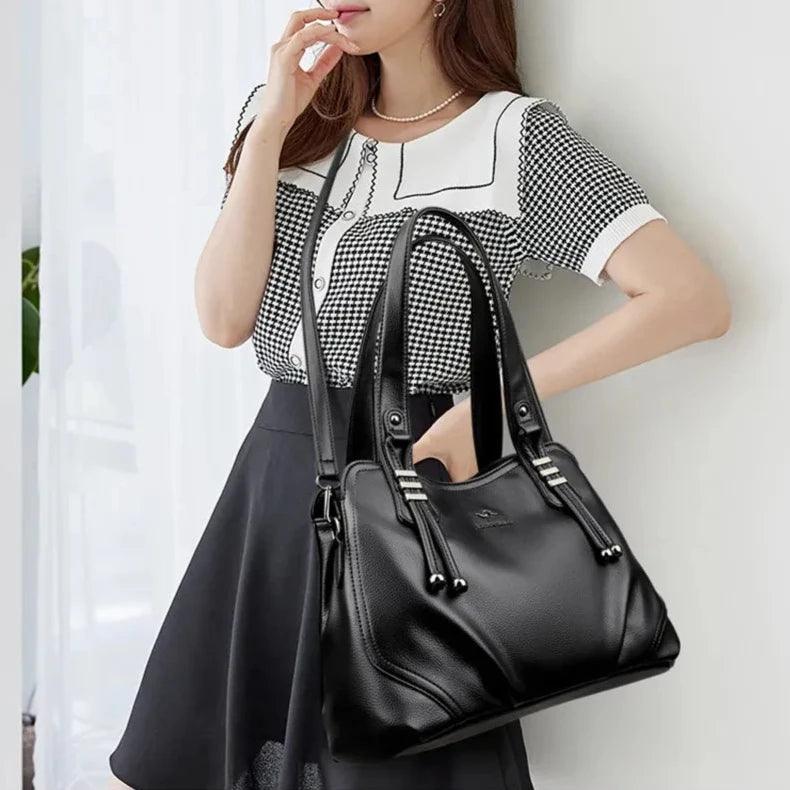 Bolsa Feminina de Couro Legítimo Safira SF582