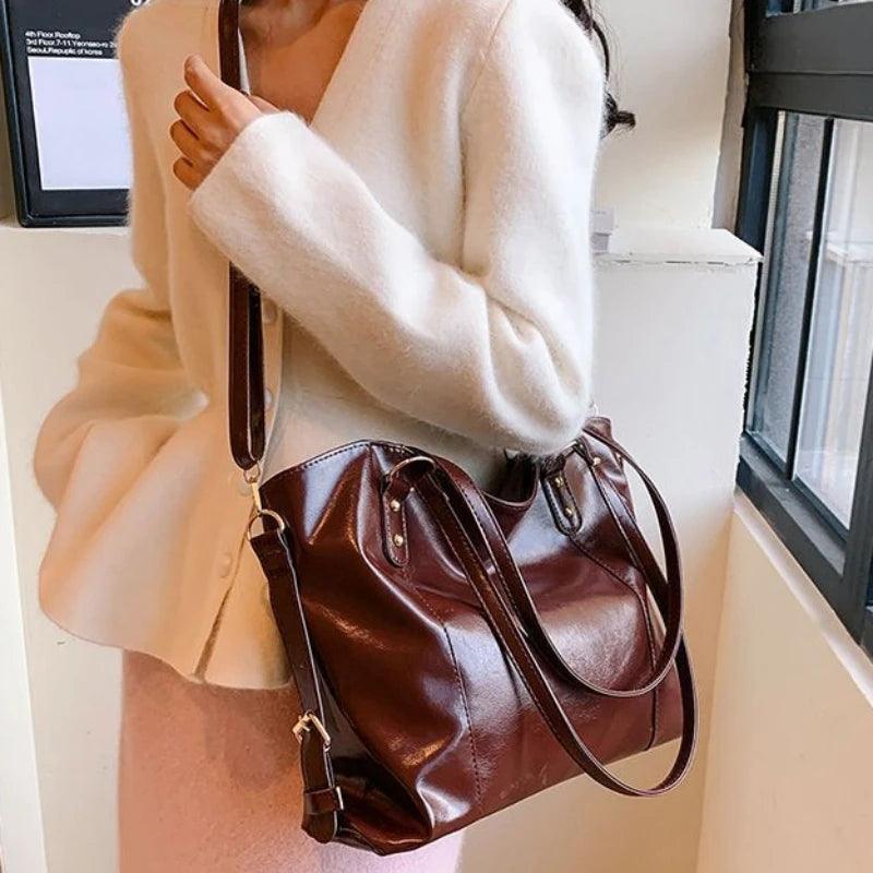 Bolsa Feminina de Couro Legítimo Safira SF427