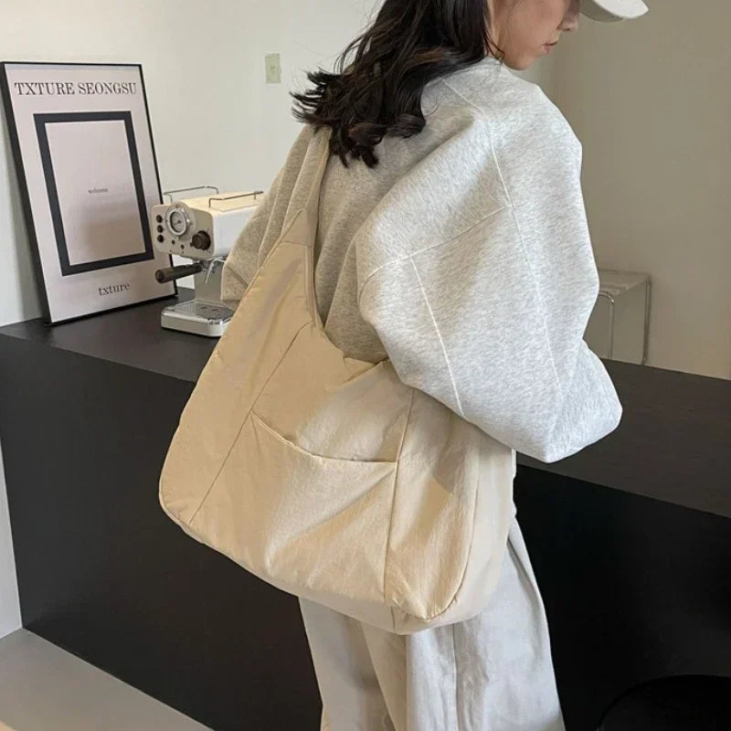 Bolsa Feminina Tipo Carteiro Safira SF248