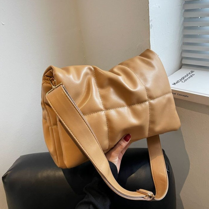Bolsa Feminina de Material Sintético Safira SF812